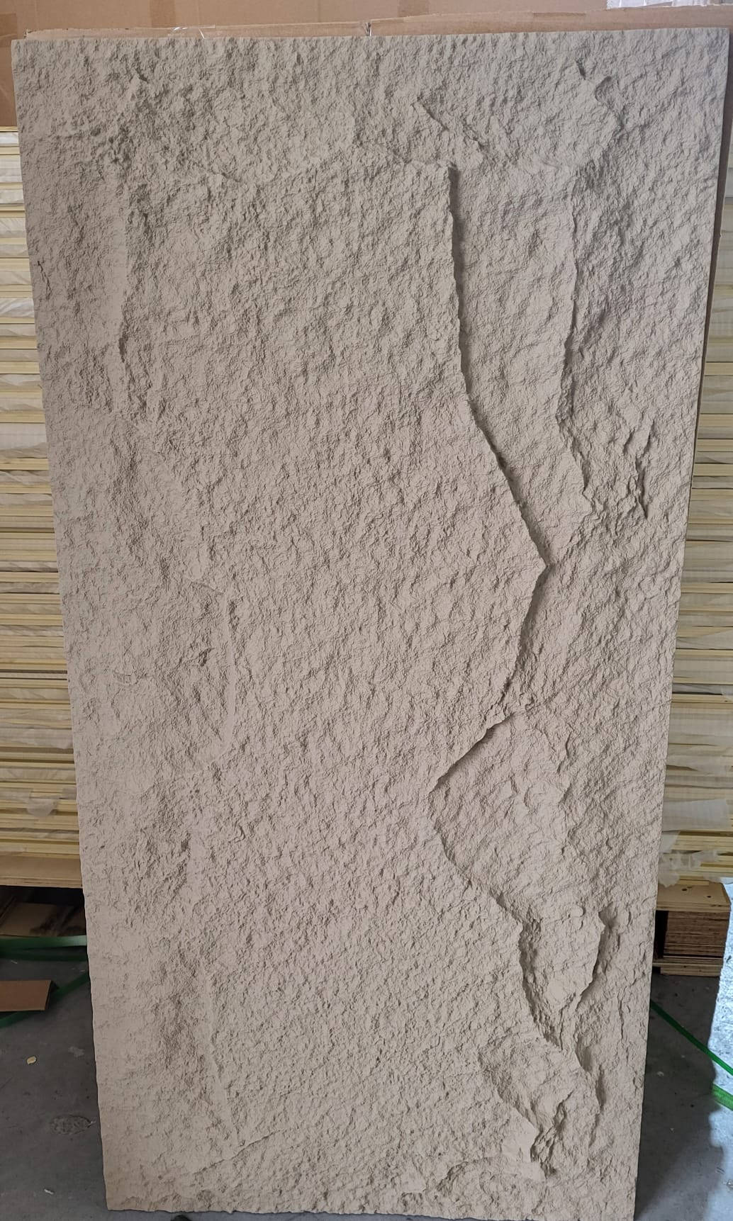 NextStone Panel de piedra sintética de poliuretano, piedra  apilada, gris volcánico para mejoras del hogar/bricolaje (5 paneles por  caja) : Herramientas y Mejoras del Hogar