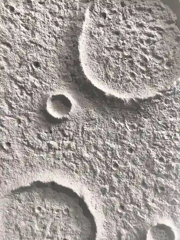 Piedra PU Lunar Blanco 2 -NEWDECORACION